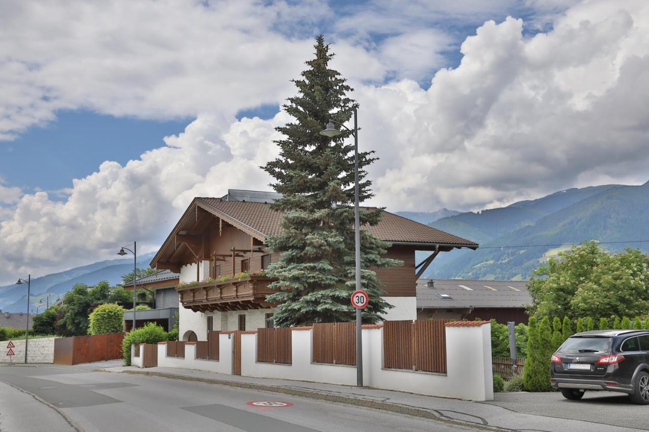 Ferienhaus "Kaprun" Luaran gambar